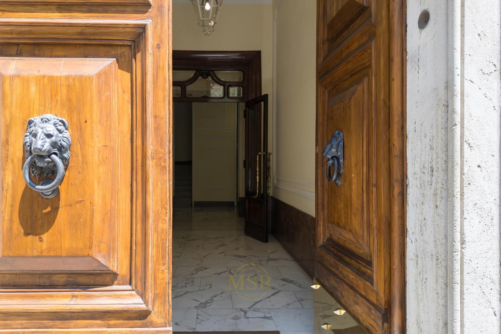 MysuiteRom Exteriör bild